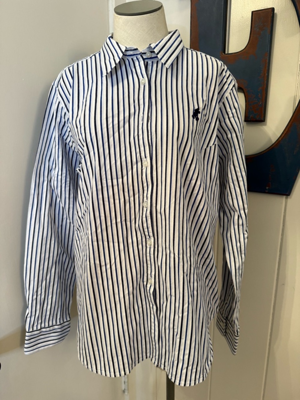 Walt Disney Striped Button-Down Dress Shirt in White &Navy Mickey logo boys SzXL
